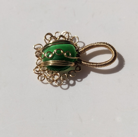 Green Cat's Eye Glass Gold Wire Wrapped Pendant Artisan Beautiful Unique Fancy - Picture 5 of 12